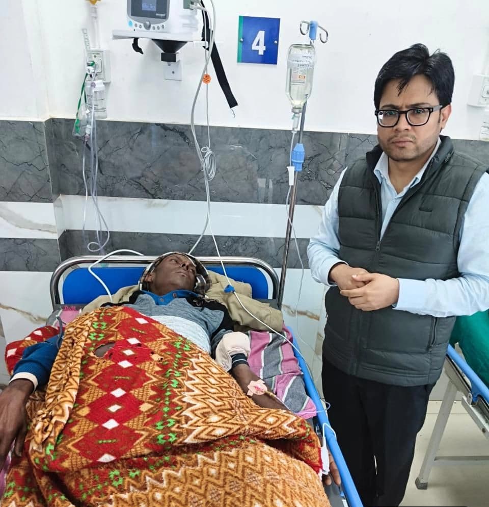Dr. Manish Kumar Sharma — clinic and patient care moments, photo 10